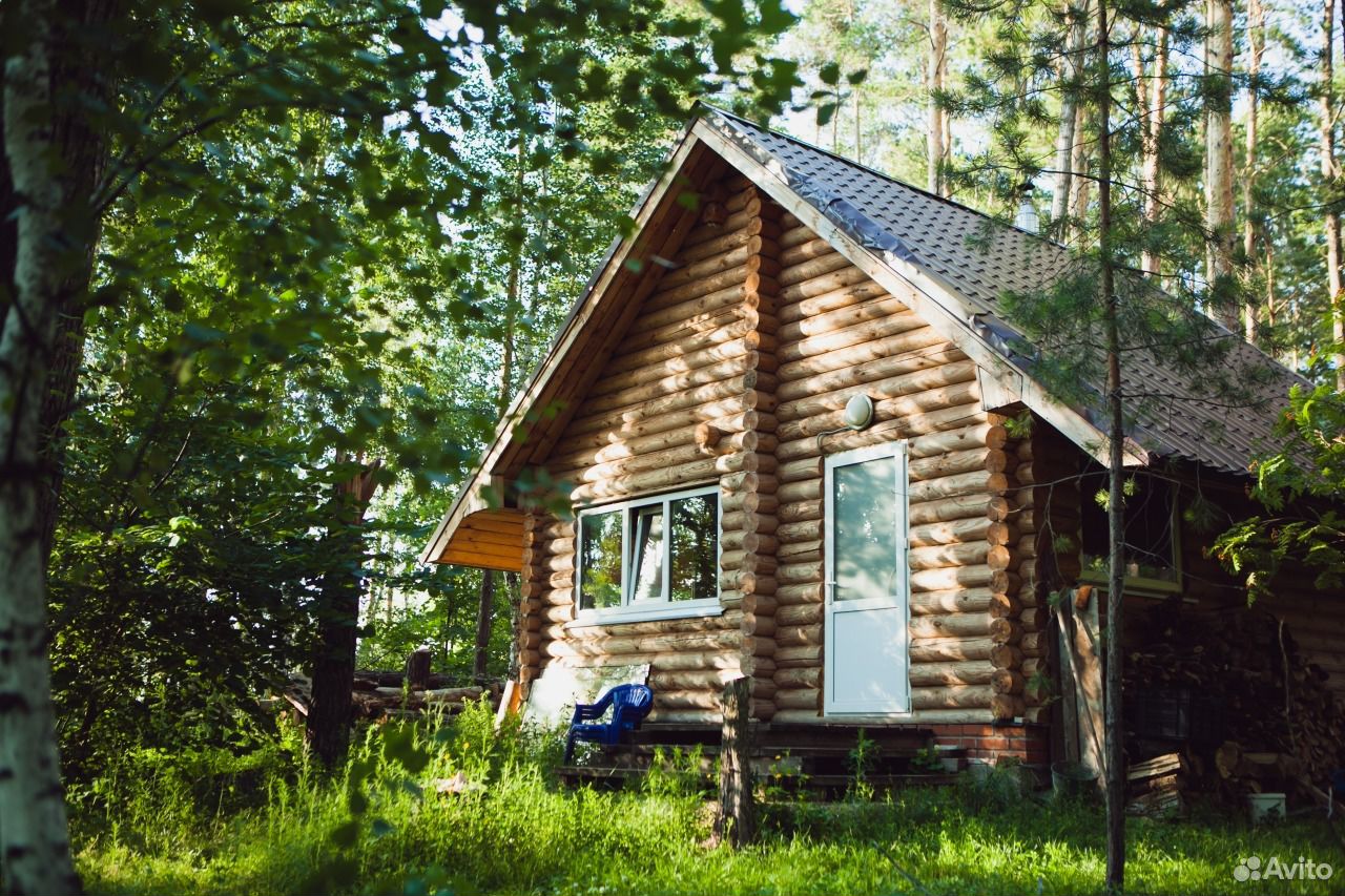 Ульяновск недорого. Турбаза Ульяновск с домиками крышами. Турбаза берег Чердаклинский район фото.