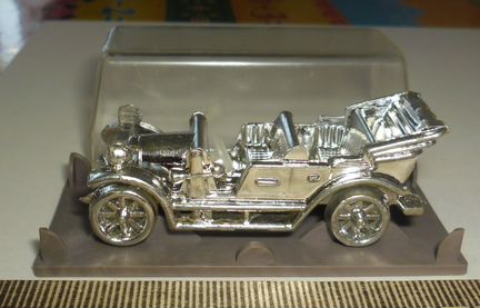 Модель автомобиля 1908-1911 гг миниатюрная