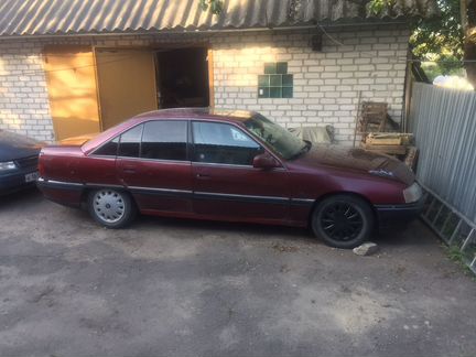 Opel Omega 2.0 МТ, 1988, седан