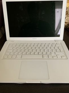 Apple MacBook 2009 года