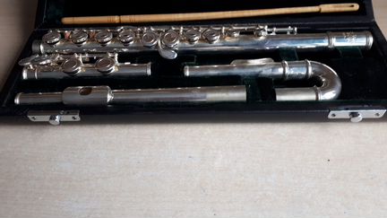 Флейта. J. Michael FLU- 450 S. HL 0343.Серебряное