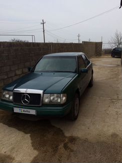 Mercedes-Benz W124 2.0 МТ, 1993, 360 200 км