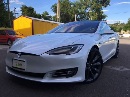 Tesla Model S AT, 2017, 60 000 км