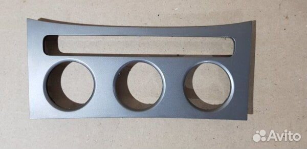 Декоративная накладка передняя Volkswagen Passat