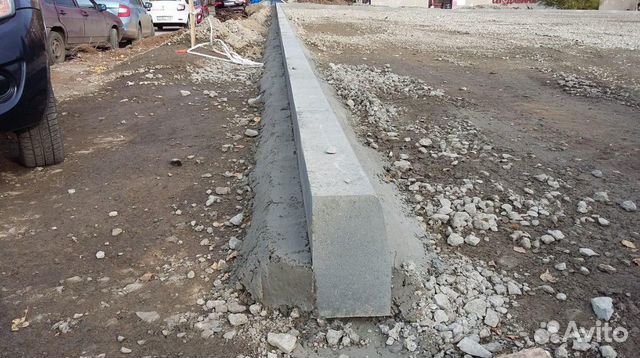 Бордюрный камень дорожный