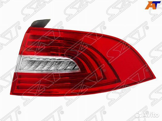 Фонарь правый задний в крыло Skoda Superb 2