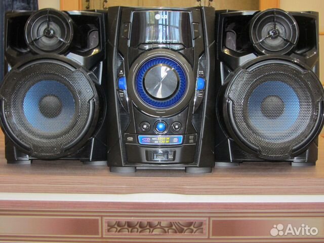 Музыкальный центр LG