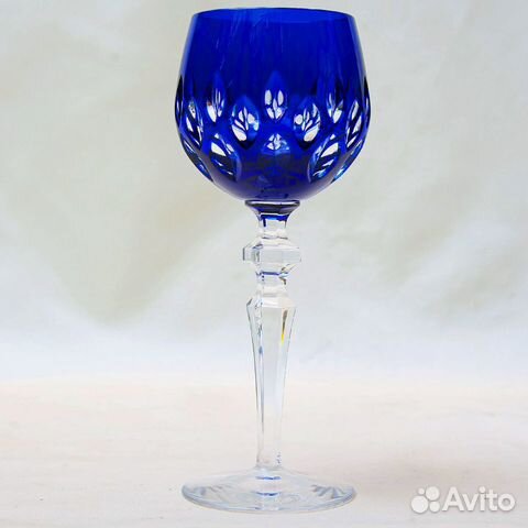 Хрустальный бокал