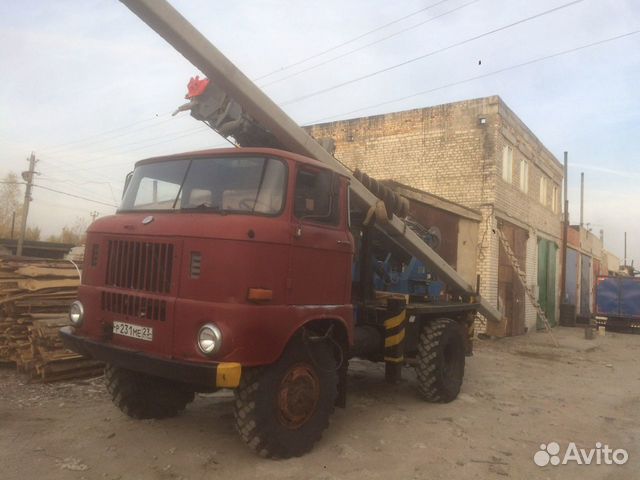 Установка столбов под электричества лэп, полноприв