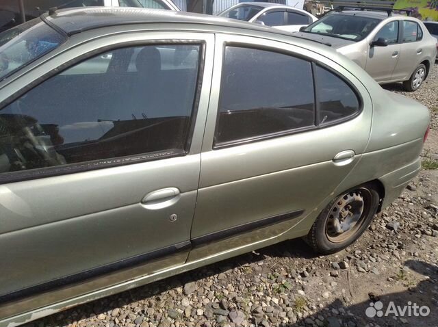 Дверь передняя левая Рено Меган 1 2003год