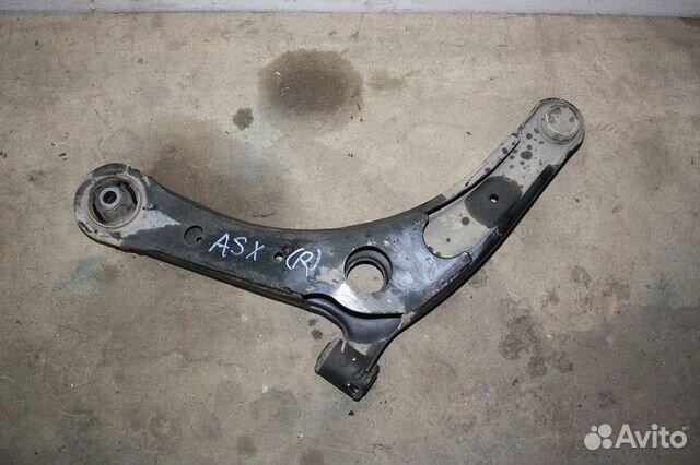 Рычаг передний нижний правый Mitsubishi ASX I рестайлинг 2 (2016—2020)