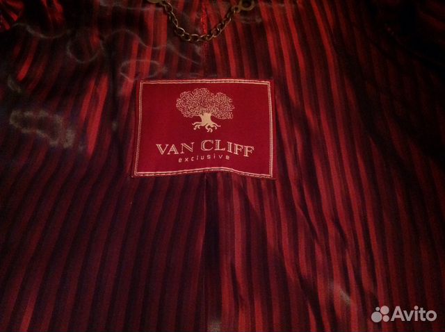 Эксклюзивное пальто оригинал VAN cliff Эксклюзивное пальто оригинал VAN cliff