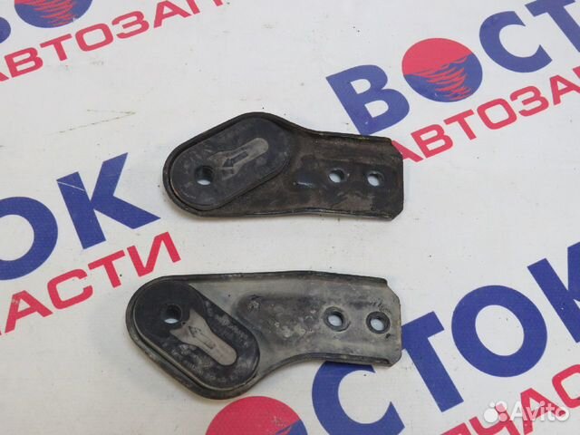 Кронштейн радиатора opel astra GTC L08