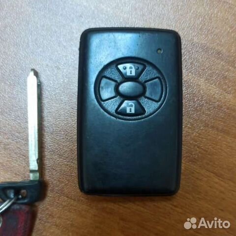 Смарт ключ Toyota Rav4 Mark X Corolla правруль