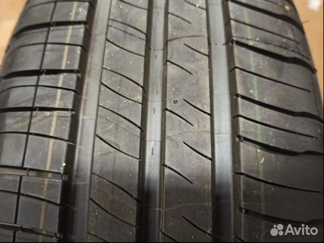 Michelin Energy XM2+ 215/65 R16 98H