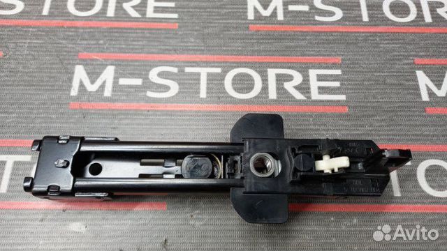 Механизм регулировки ремня безопасности передний