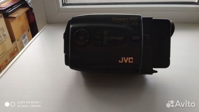 Видеокамера JVC кассетная