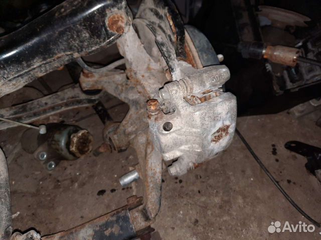 Суппорта митсубтси галант9 2008г