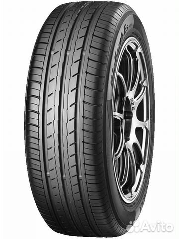 Yokohama BluEarth-ES ES32 235/45 R17 97V