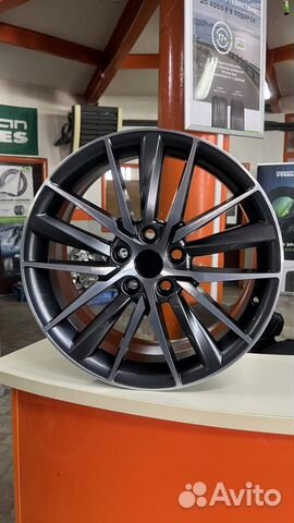 18x8.0 5x114.3 ET50 D60.1 Toyota Camry V75 2022г
