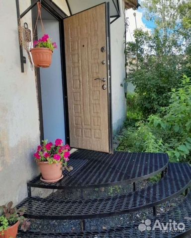 

1-к. квартира, 38 м², 1/2 эт.