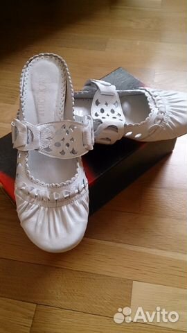 Женские туфли