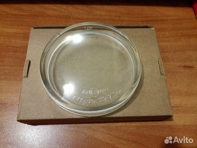 Стекло противотуманных фар Peugeot Partner Tepee