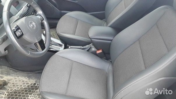 Подлокотник для Opel Astra H / J Подлокотник для Opel Astra H / J