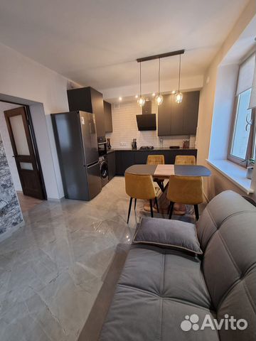 

1-к. квартира, 54 м², 3 кровати
