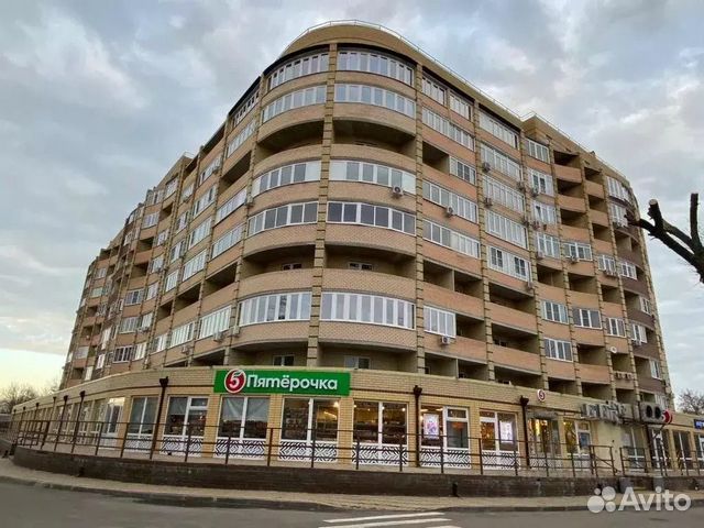 

1-к. квартира, 43 м², 1/9 эт.