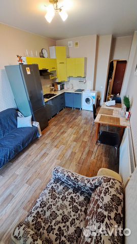 

1-к. квартира, 42 м², 1/7 эт.