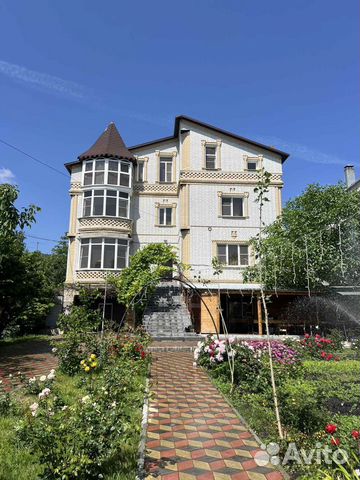 

10-к. и более коттедж, 460 м²