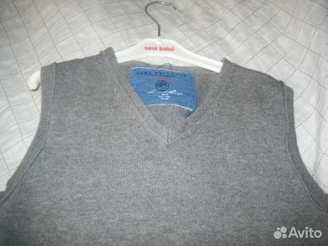 Продается жилетка Zara на мальчика (110 см) Продается жилетка Zara на мальчика (110 см)