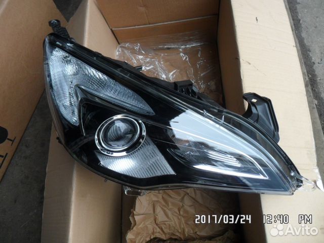 Opel Astra J GTC фара новая Opel Astra J GTC фара новая