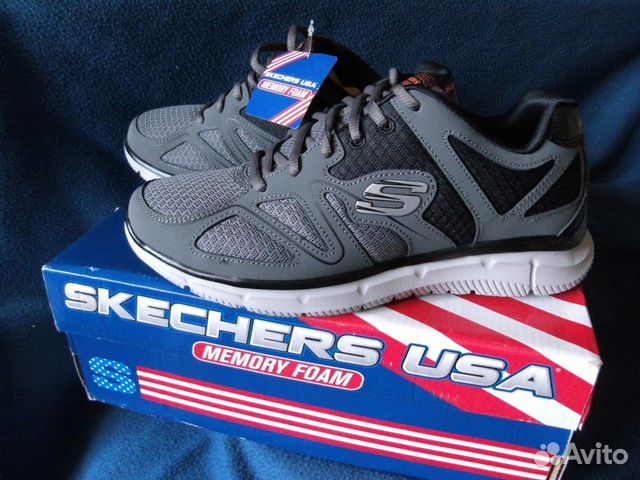 Новые кроссовки Skechers в коробке 39 р 