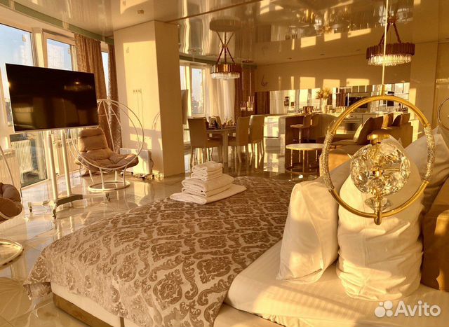 

Квартира-студия, 98 м², 4 кровати