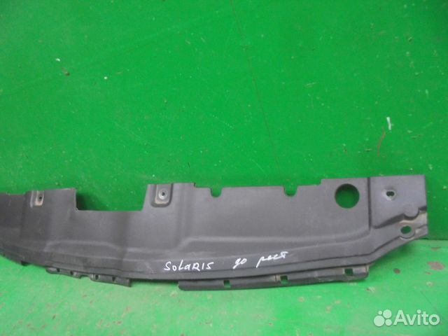 Накладка замка капота Hyundai Solaris 10-14 г Накладка замка капота Hyundai Solaris 10-14 г