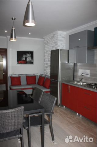 

1-к. квартира, 65 м², 4/10 эт.