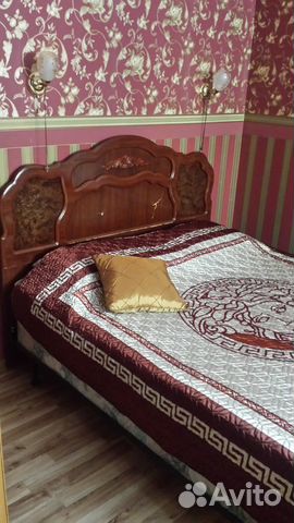 Двуспальная кровать Двуспальная кровать