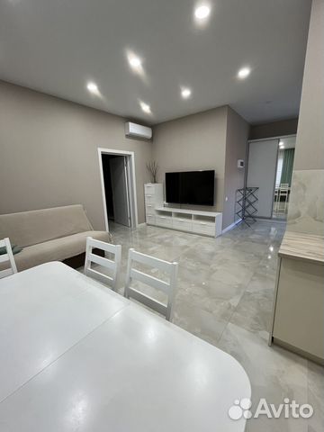 

1-к. квартира, 53 м², 3 кровати