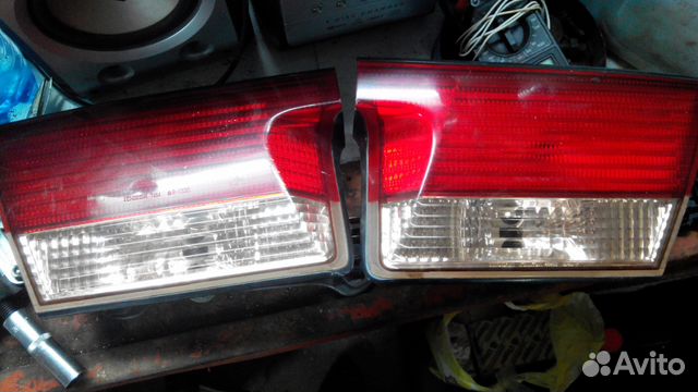 Фонари Nissan Sunny Фонари Nissan Sunny