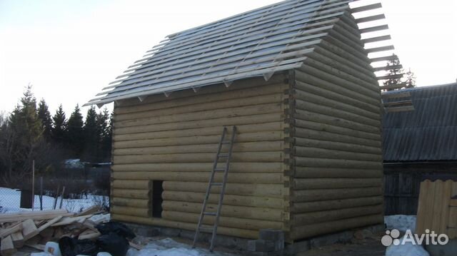 Сруб в лапу 8x6, фронтоны рубленые, крыша двускатн