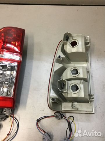 Фонарь задний Тойота Хайлюкс 2011 - 2015 год