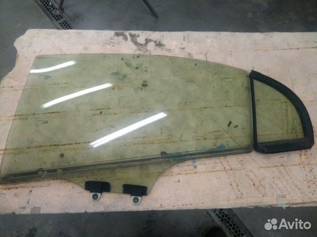 Стекло Honda Civic