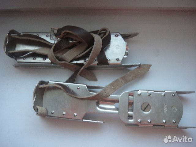 Винтажные Двухполозные Коньки СССР на кожанных хо Винтажные Двухполозные Коньки СССР на кожанных хо