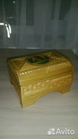 Шкатулка деревянная
