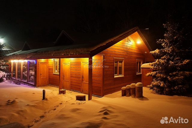 Дом 242 м² на участке 1.58 га