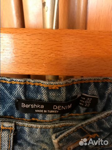 Джинсы- бойфренды на девочку подростка Bershka Джинсы- бойфренды на девочку подростка Bershka