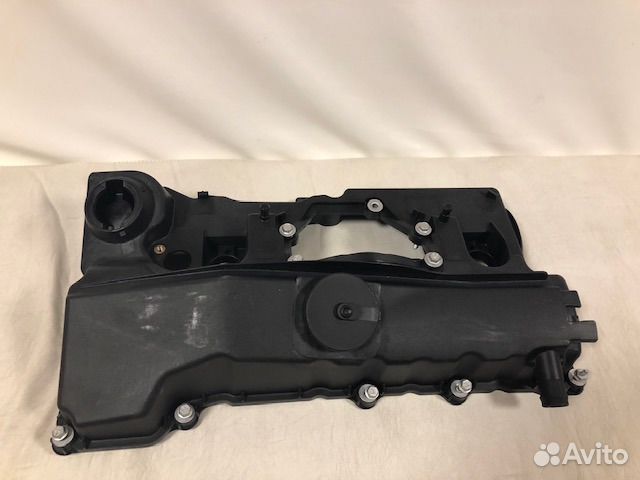 Клапанная крышка BMW N46N Клапанная крышка BMW N46N