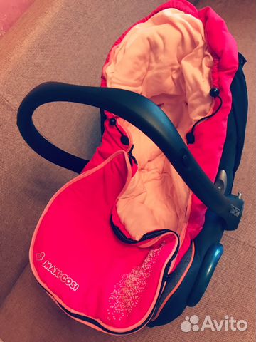 Автомобильное кресло Maxi-Cosi CabrioFix 0+ Автомобильное кресло Maxi-Cosi CabrioFix 0+